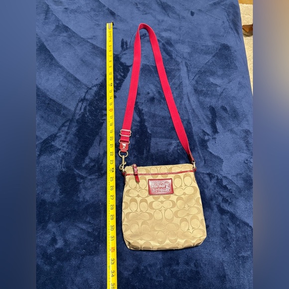 Coach Red Cross Body Purse - Picture 8 of 10